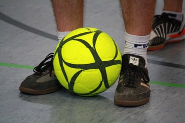 Fußball